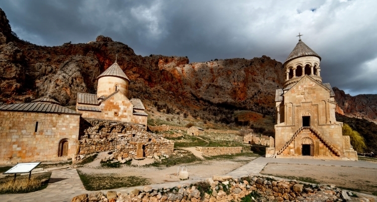 The atmospheric Noravank Monastery is a visit that is included on our Armenia wine tours,